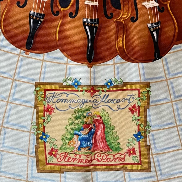 HERMÈS Hommage à Mozart Scarf 90 cm - Picture 4 of 10